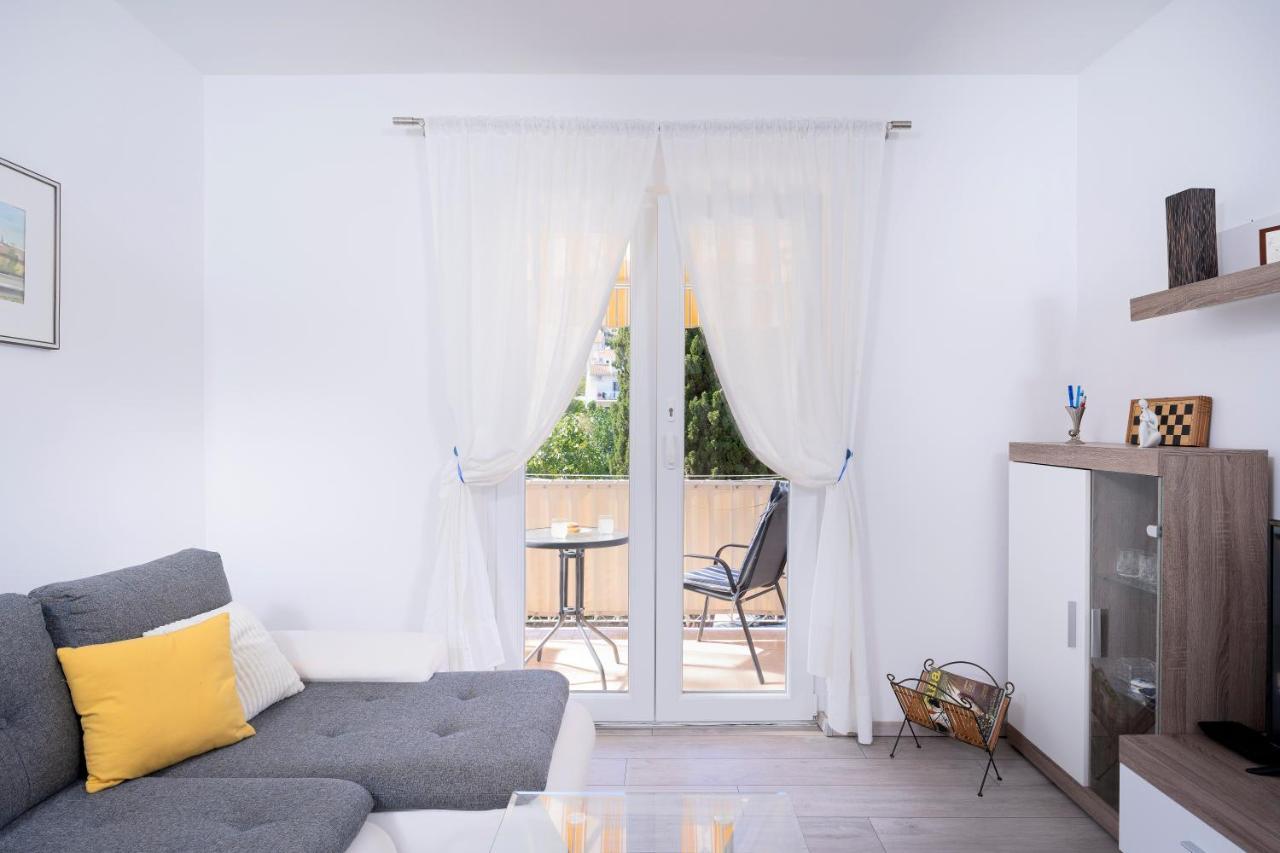 Kumquat Apartment - Zf Hvar ฮวาร์ ภายนอก รูปภาพ