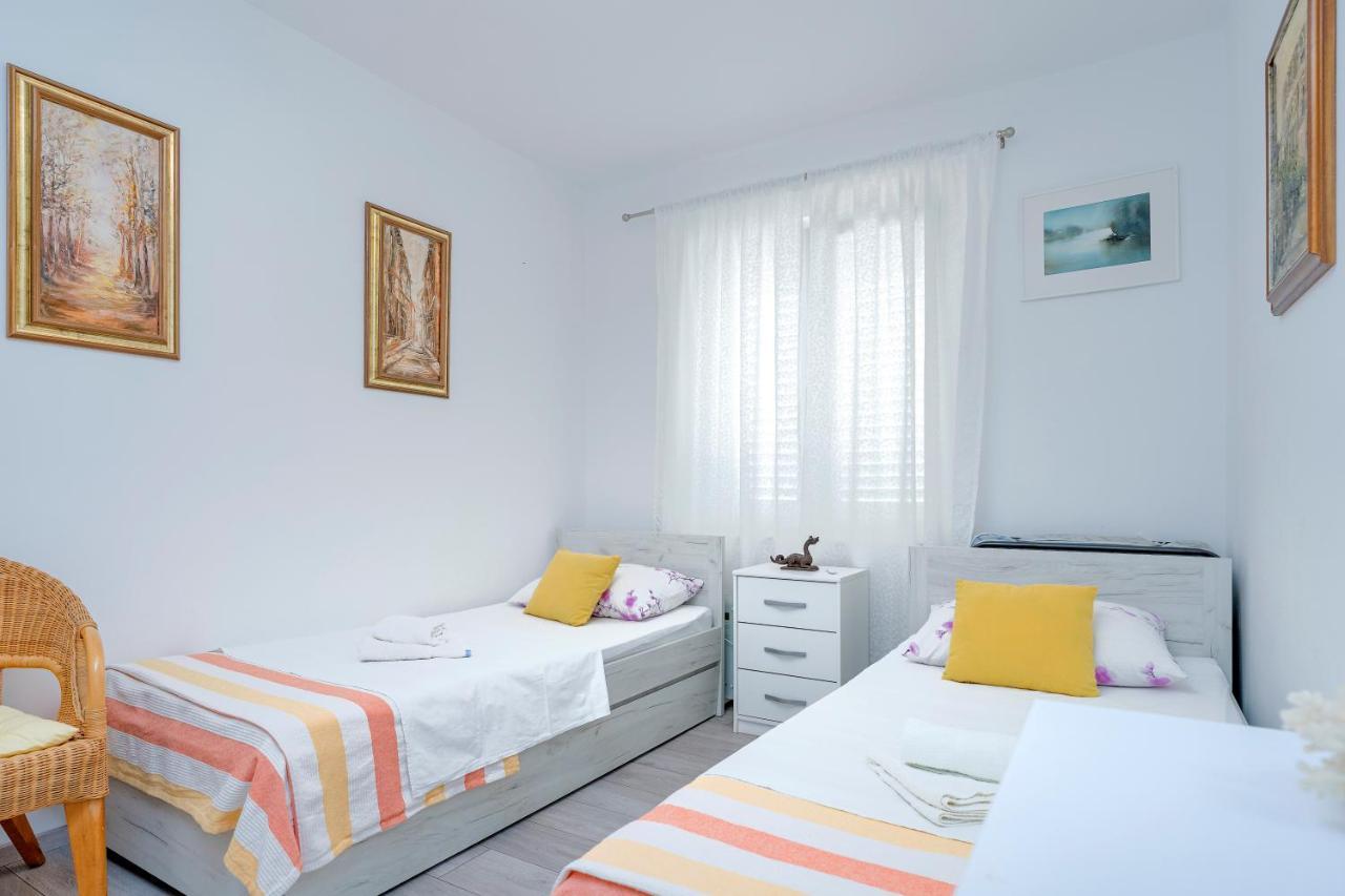 Kumquat Apartment - Zf Hvar ฮวาร์ ภายนอก รูปภาพ