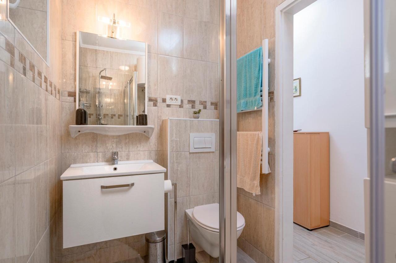 Kumquat Apartment - Zf Hvar ฮวาร์ ภายนอก รูปภาพ