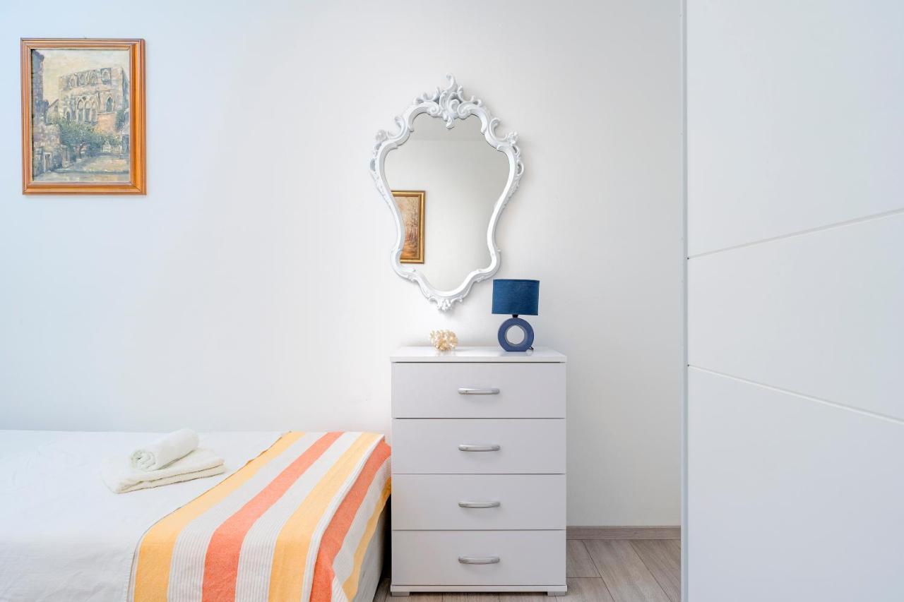 Kumquat Apartment - Zf Hvar ฮวาร์ ภายนอก รูปภาพ