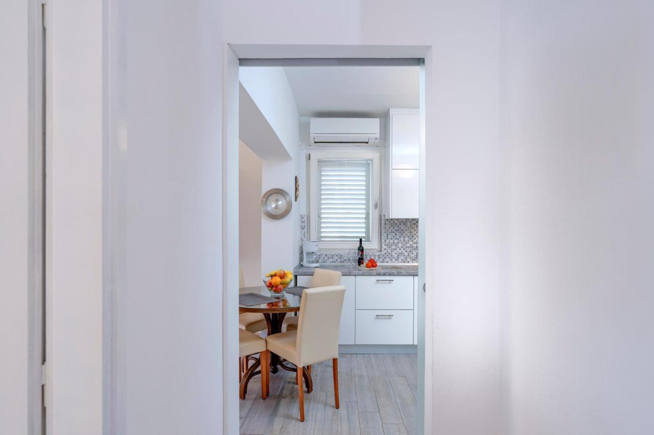 Kumquat Apartment - Zf Hvar ฮวาร์ ภายนอก รูปภาพ