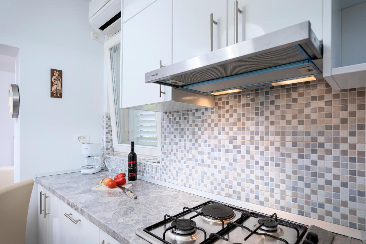 Kumquat Apartment - Zf Hvar ฮวาร์ ภายนอก รูปภาพ