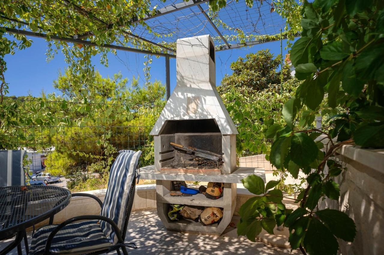 Kumquat Apartment - Zf Hvar ฮวาร์ ภายนอก รูปภาพ