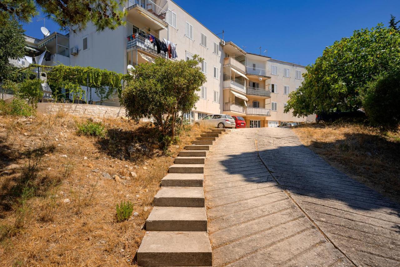 Kumquat Apartment - Zf Hvar ฮวาร์ ภายนอก รูปภาพ